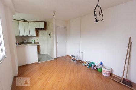 Sala de apartamento para alugar com 1 quarto, 40m² em Anil, Rio de Janeiro