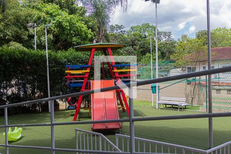 Casa de condomínio à venda com 74m², 2 quartos e 3 vagasÁrea comum - Playground