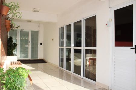 Apartamento para alugar com 70m², 2 quartos e 2 vagasÁrea comum - Salão de festas