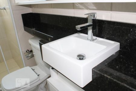 Apartamento para alugar com 70m², 2 quartos e 2 vagasDetalhe