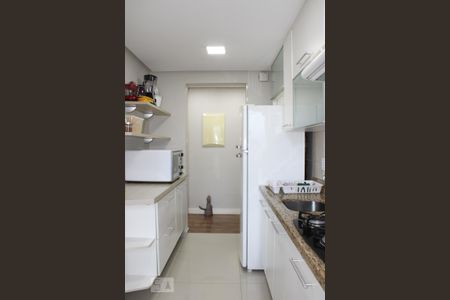 Apartamento para alugar com 70m², 2 quartos e 2 vagasCozinha - Armários