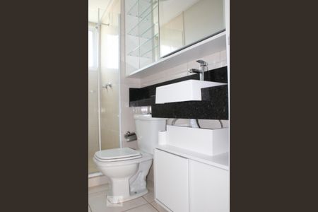 Apartamento para alugar com 70m², 2 quartos e 2 vagasBanheiro