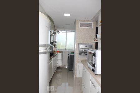 Apartamento para alugar com 70m², 2 quartos e 2 vagasCozinha - Armários