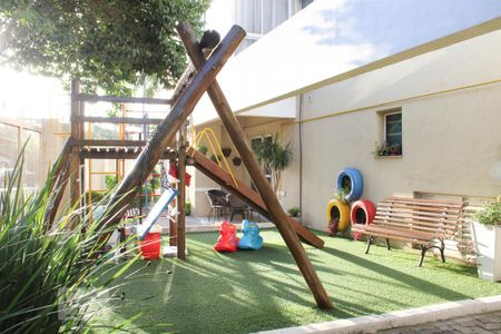 Apartamento para alugar com 70m², 2 quartos e 2 vagasÁrea Comum - Playground