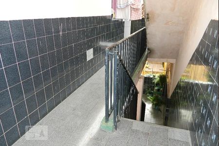 Apartamento à venda com 55m², 2 quartos e sem vagaEscada