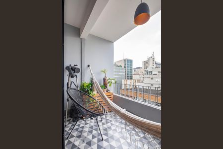Sala - Varanda de apartamento à venda com 2 quartos, 95m² em Cerqueira César, São Paulo
