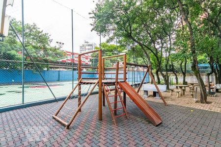 Apartamento à venda com 51m², 2 quartos e 1 vaga Apartamento à venda com 51m², 2 quartos e 1 vagaÁrea Comum - Playground