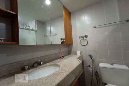 Apartamento para alugar com 98m², 3 quartos e 1 vaga Apartamento para alugar com 98m², 3 quartos e 1 vagaBanheiro Social