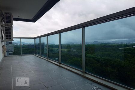Apartamento para alugar com 98m², 3 quartos e 1 vaga Apartamento para alugar com 98m², 3 quartos e 1 vagavaranda