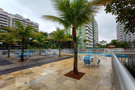 Apartamento para alugar com 98m², 3 quartos e 1 vaga Apartamento para alugar com 98m², 3 quartos e 1 vagaÁrea comum - Piscina