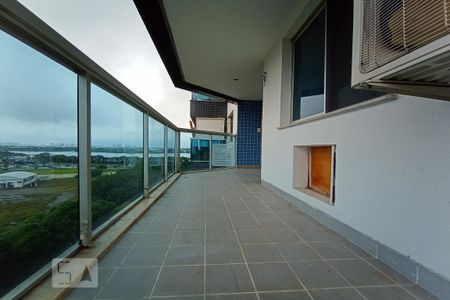 Apartamento para alugar com 98m², 3 quartos e 1 vaga Apartamento para alugar com 98m², 3 quartos e 1 vagavaranda