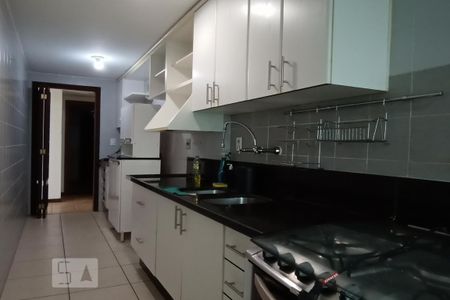 Apartamento para alugar com 98m², 3 quartos e 1 vaga Apartamento para alugar com 98m², 3 quartos e 1 vagaCozinha - Armários