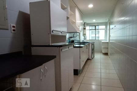 Apartamento para alugar com 98m², 3 quartos e 1 vaga Apartamento para alugar com 98m², 3 quartos e 1 vagaCozinha - Armários