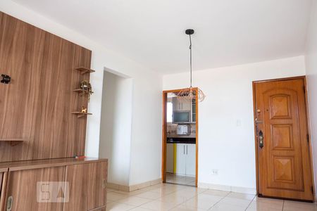 Sala de apartamento para alugar com 3 quartos, 98m² em Taguatinga Sul (taguatinga), Brasília