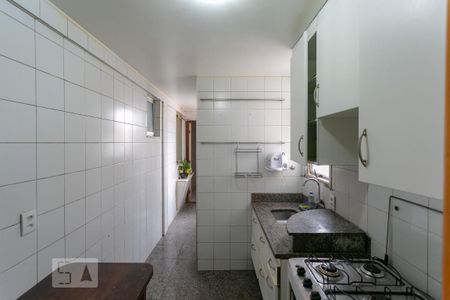 Apartamento para alugar com 80m², 3 quartos e 2 vagas Apartamento para alugar com 80m², 3 quartos e 2 vagasCozinha
