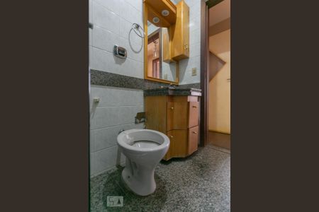 Apartamento para alugar com 80m², 3 quartos e 2 vagas Apartamento para alugar com 80m², 3 quartos e 2 vagasBanheiro