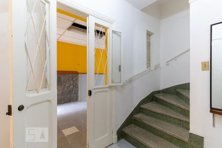 Casa à venda com 204m², 3 quartos e 2 vagasCorredor