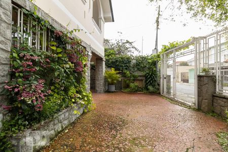 Casa à venda com 204m², 3 quartos e 2 vagasGaragem