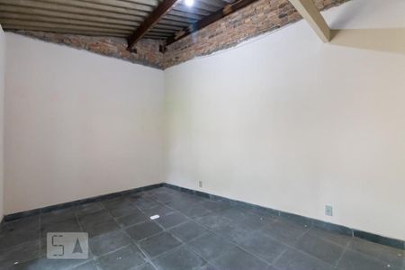 Casa à venda com 204m², 3 quartos e 2 vagasEdícula