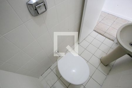 Lavabo de apartamento para alugar com 2 quartos, 75m² em Taquara, Rio de Janeiro