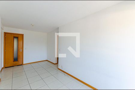 Sala de apartamento para alugar com 2 quartos, 66m² em Badu, Niterói