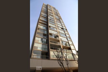 Apartamento à venda com 35m², 1 quarto e 1 vagaFachada