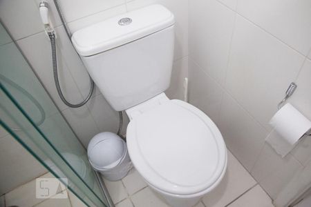 Studio para alugar com 32m², 1 quarto e sem vaga Studio para alugar com 32m², 1 quarto e sem vagaDetalhe do banheiro