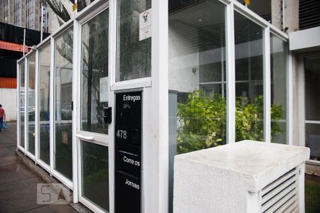 Studio para alugar com 32m², 1 quarto e sem vaga Studio para alugar com 32m², 1 quarto e sem vagaFachada do bloco