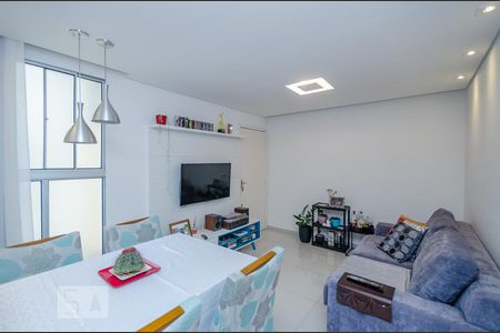 Sala de apartamento à venda com 2 quartos, 50m² em Cinquentenário, Belo Horizonte