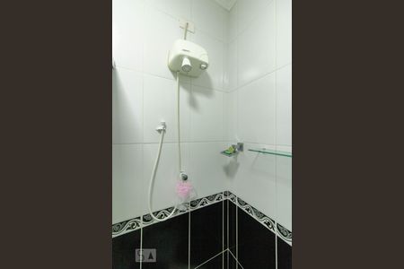 Casa à venda com 198m², 5 quartos e 4 vagasBanheiro