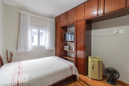 Casa à venda com 198m², 5 quartos e 4 vagasQuarto 4