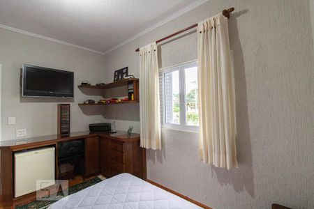 Casa à venda com 198m², 5 quartos e 4 vagasQuarto 3