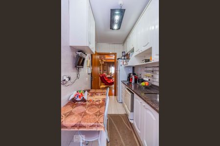 Apartamento à venda com 92m², 2 quartos e 2 vagasCozinha 