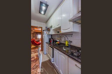 Apartamento à venda com 92m², 2 quartos e 2 vagasCozinha 