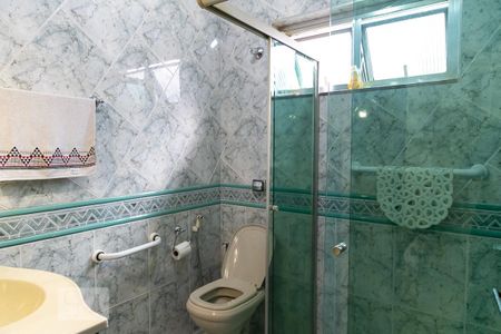 Casa à venda com 151m², 2 quartos e 2 vagasBanheiro
