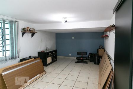 Casa à venda com 151m², 2 quartos e 2 vagasSalão