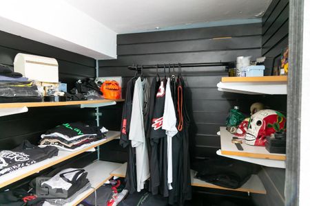 Casa à venda com 151m², 2 quartos e 2 vagasSalão