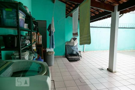 Casa à venda com 151m², 2 quartos e 2 vagasÁrea de serviço