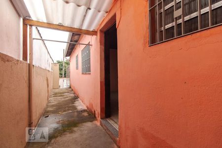 Casa à venda com 54m², 1 quarto e sem vaga