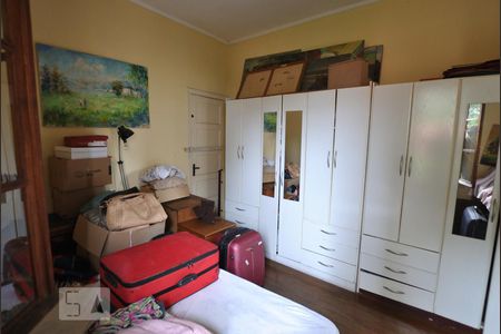 Casa à venda com 230m², 3 quartos e 2 vagasQuarto 3