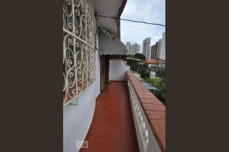 Casa à venda com 230m², 3 quartos e 2 vagasQuarto 1 - Sacada