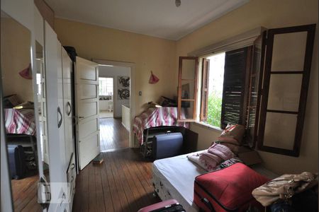 Casa à venda com 230m², 3 quartos e 2 vagasQuarto 3