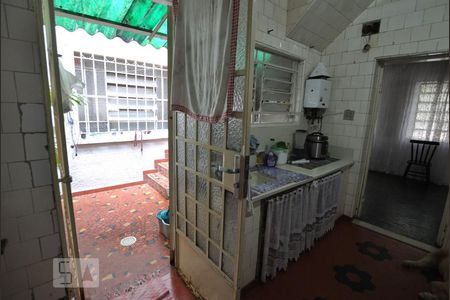 Casa à venda com 230m², 3 quartos e 2 vagasCozinha