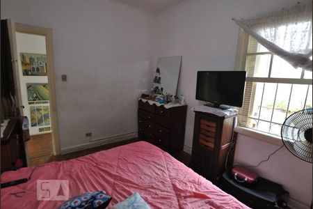 Casa à venda com 230m², 3 quartos e 2 vagasQuarto 2