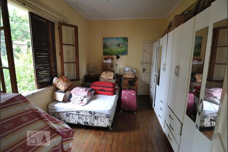 Casa à venda com 230m², 3 quartos e 2 vagasQuarto 3