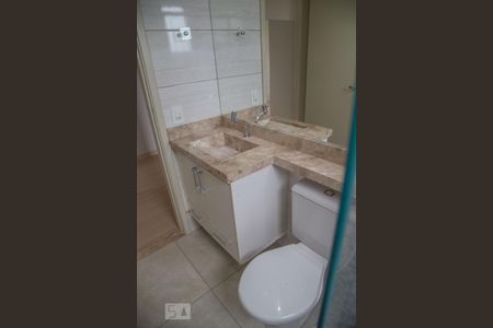 Apartamento para alugar com 66m², 3 quartos e 1 vagaBanheiro da suíte