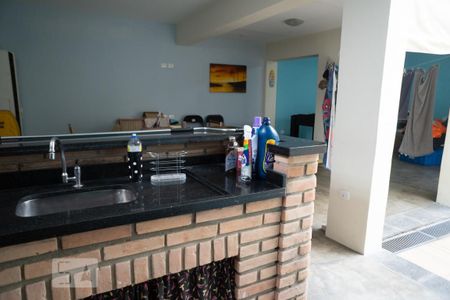 Casa à venda com 154m², 2 quartos e 2 vagas Casa à venda com 154m², 2 quartos e 2 vagasChurrasqueira