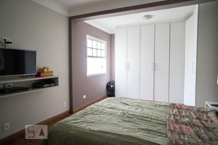 Casa à venda com 154m², 2 quartos e 2 vagas Casa à venda com 154m², 2 quartos e 2 vagasSuite 1