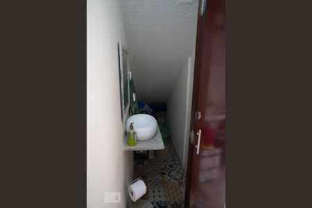 Casa à venda com 154m², 2 quartos e 2 vagas Casa à venda com 154m², 2 quartos e 2 vagasBanheiro de serviço