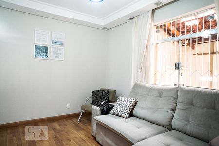 Sala de casa à venda com 2 quartos, 154m² em Vila Linda, Santo André